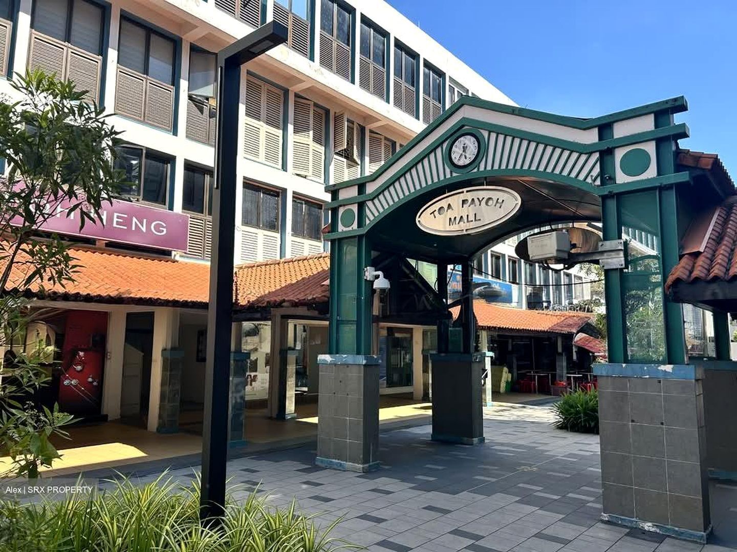 Toa Payoh Central (D12), Shop House #533726001